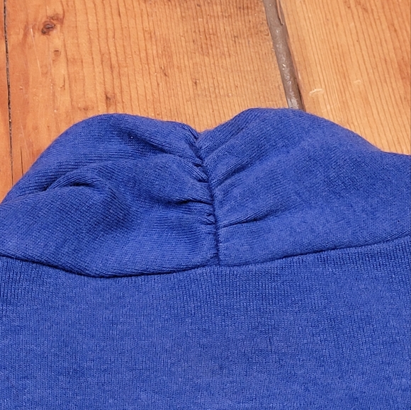 💜3/$25💜 Express Sexy Basic Top 1/2 Sleeve V-neck Blue Sz XS - Picture 4 of 6